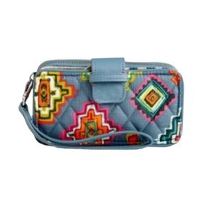 Vera Bradley RFID Smartphone Wristlet NWT